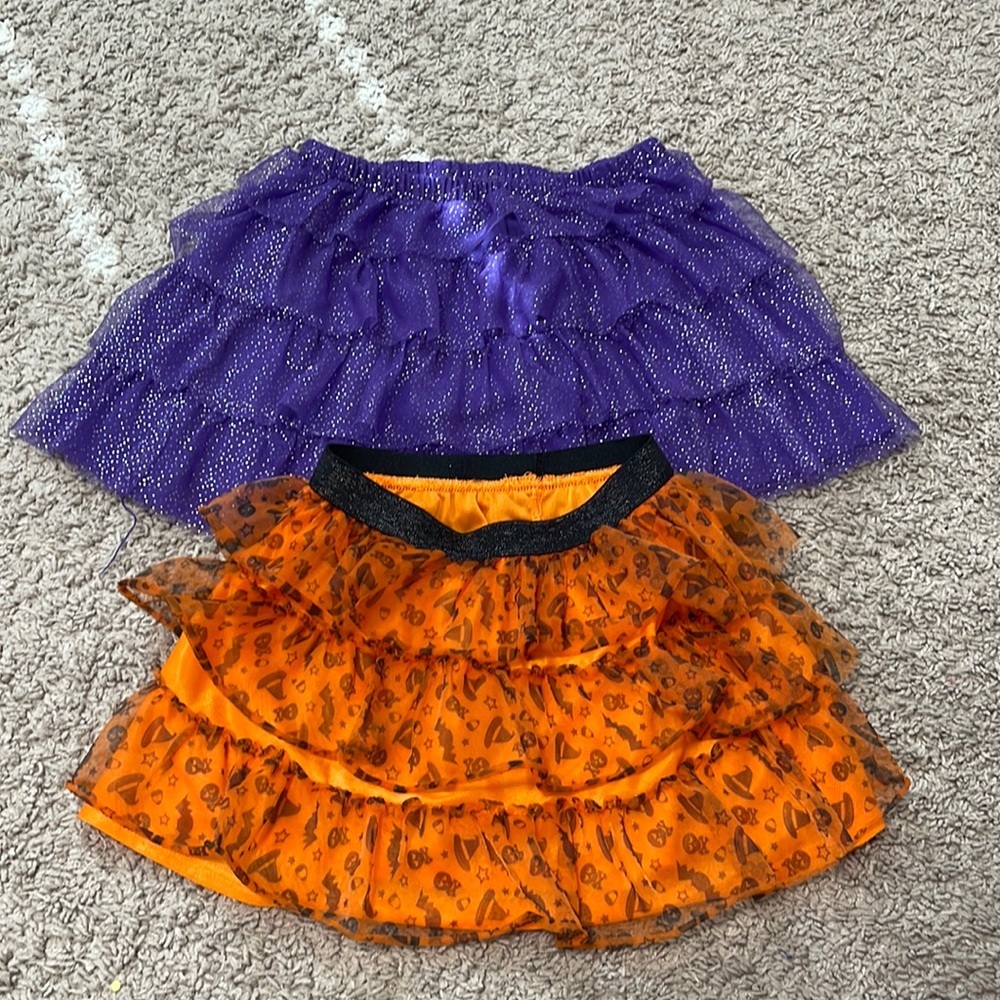 Two tutu skirts, sparkly purple and Halloween, size 5T